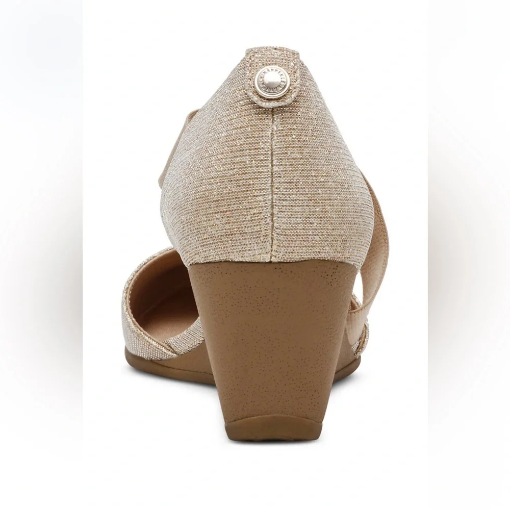 Anne Klein Aktara2 Shimmering Platinum Wedges - sz 9.5m - New in Box
